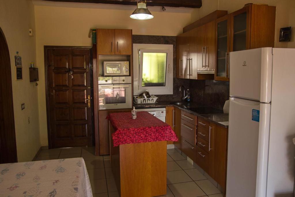 Willa Casita Blanca Con Fibra Optica Y Piscina Cominutaria Tossa de Mar Zewnętrze zdjęcie